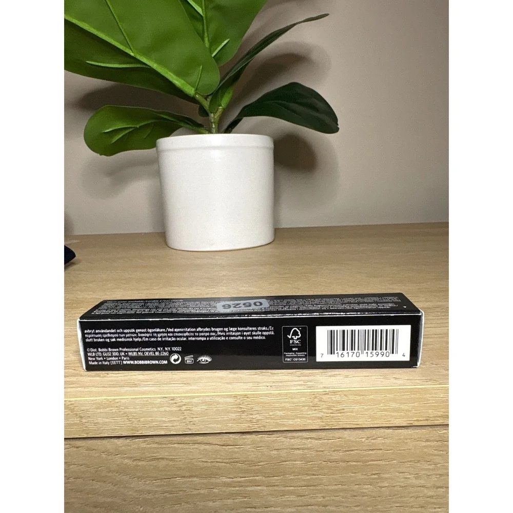 Bobbi Brown Eye Opening Mascara Black 12ml .42oz Volumizing New in Box